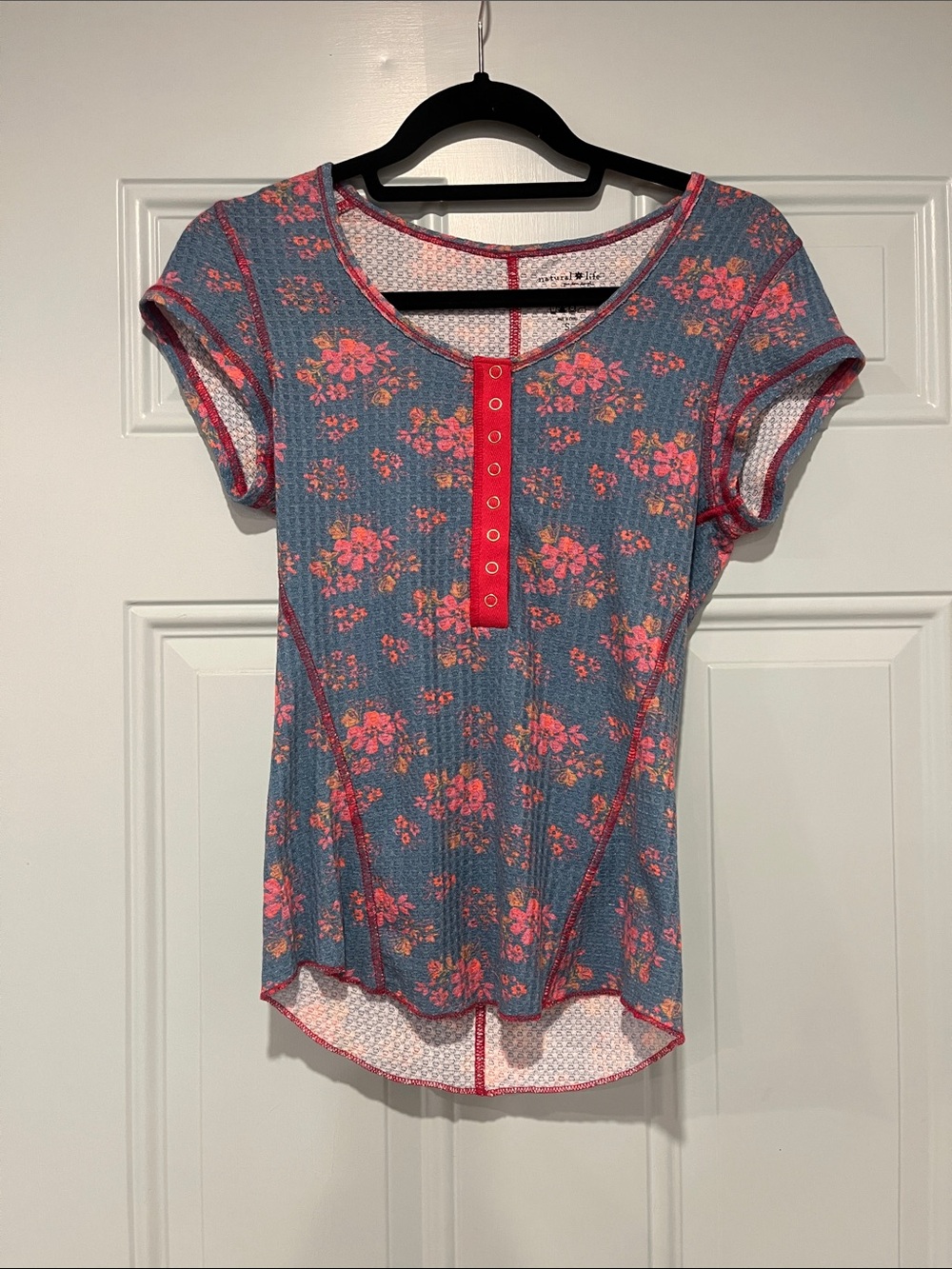 NATURAL LIFE Blue Floral Short Sleeve Henley Tee with Pink Accents